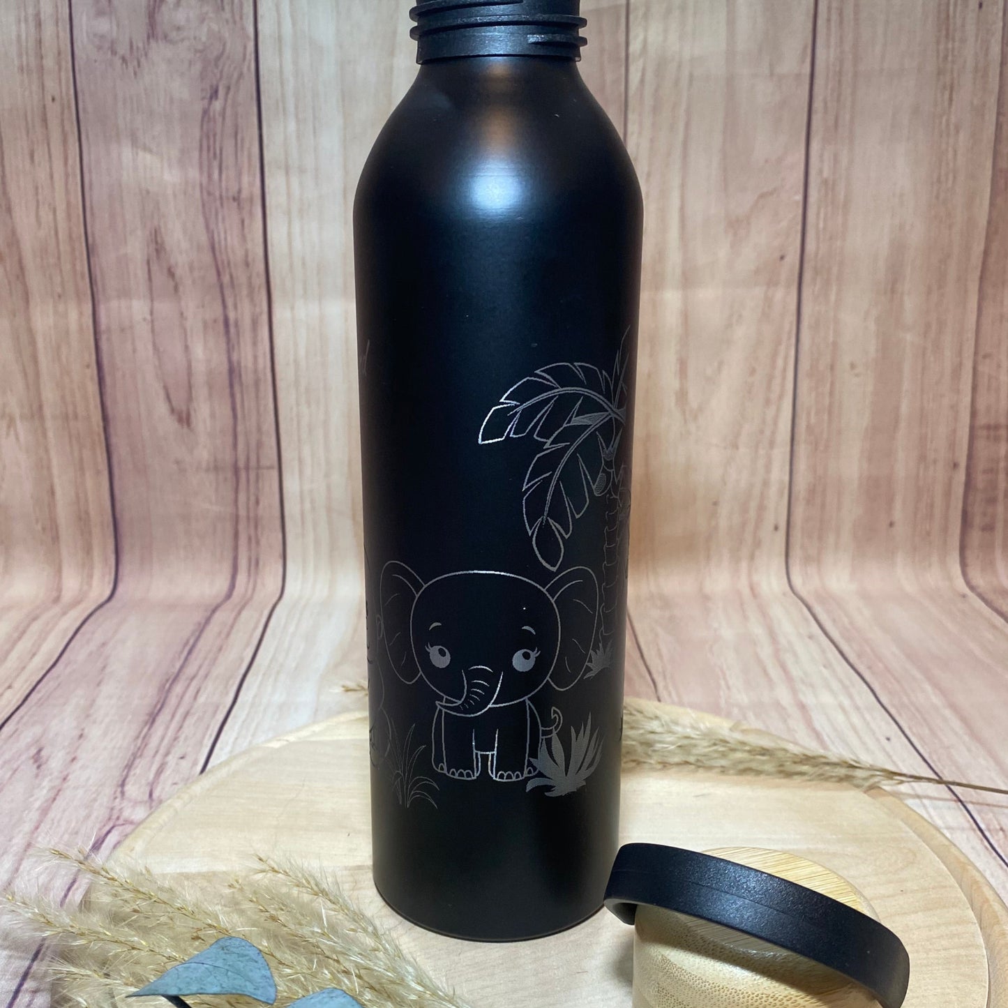 Edelstahlflasche in schwarz mit Safari Tiere