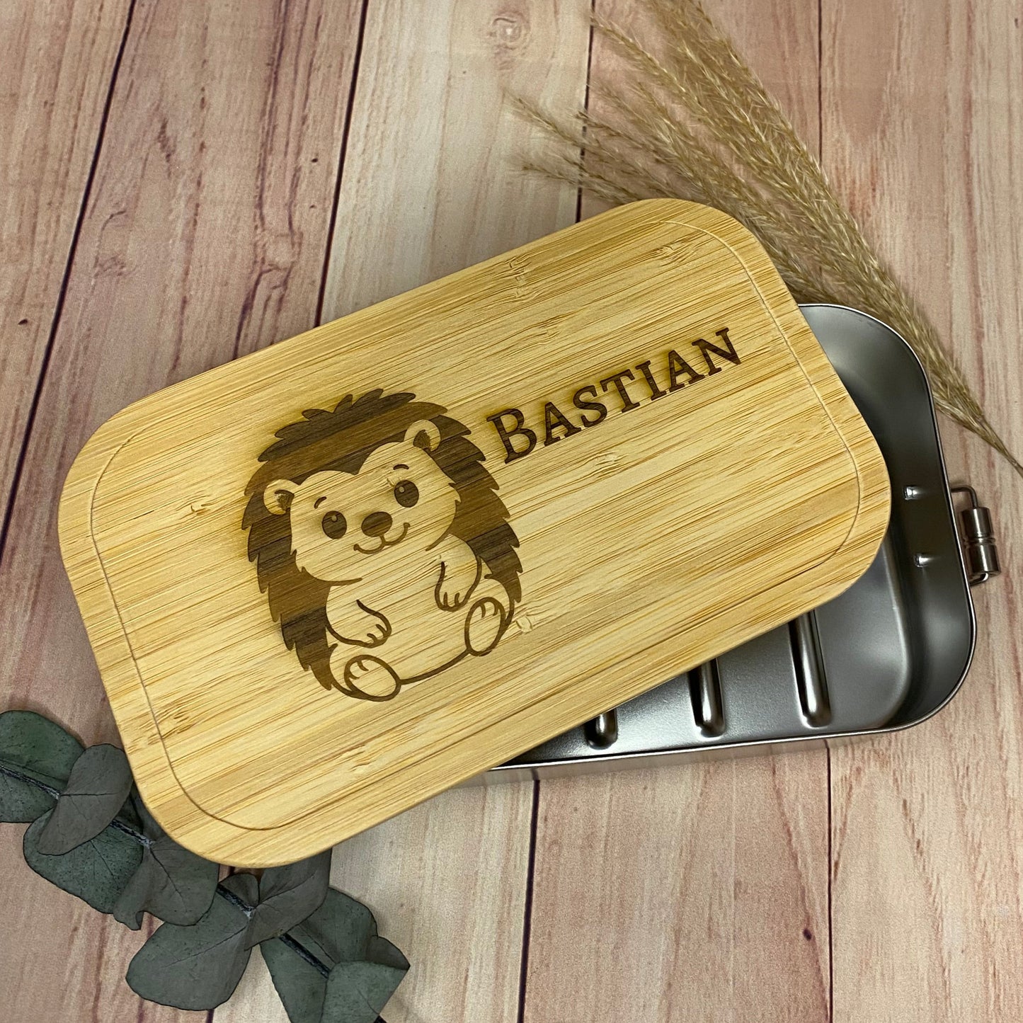 Lunchbox aus Edelstahl mit Bambusdeckel
