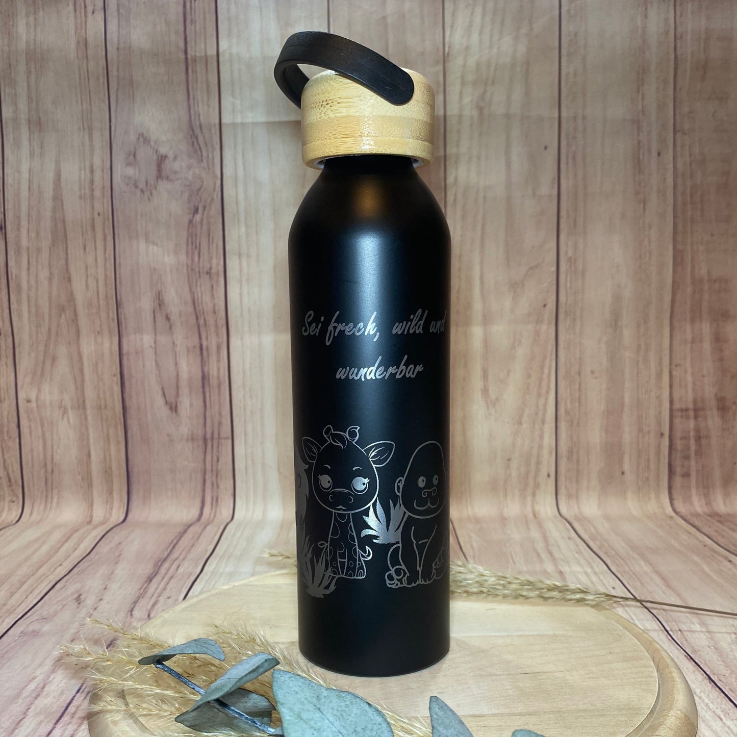 Edelstahlflasche in schwarz mit Safari Tiere