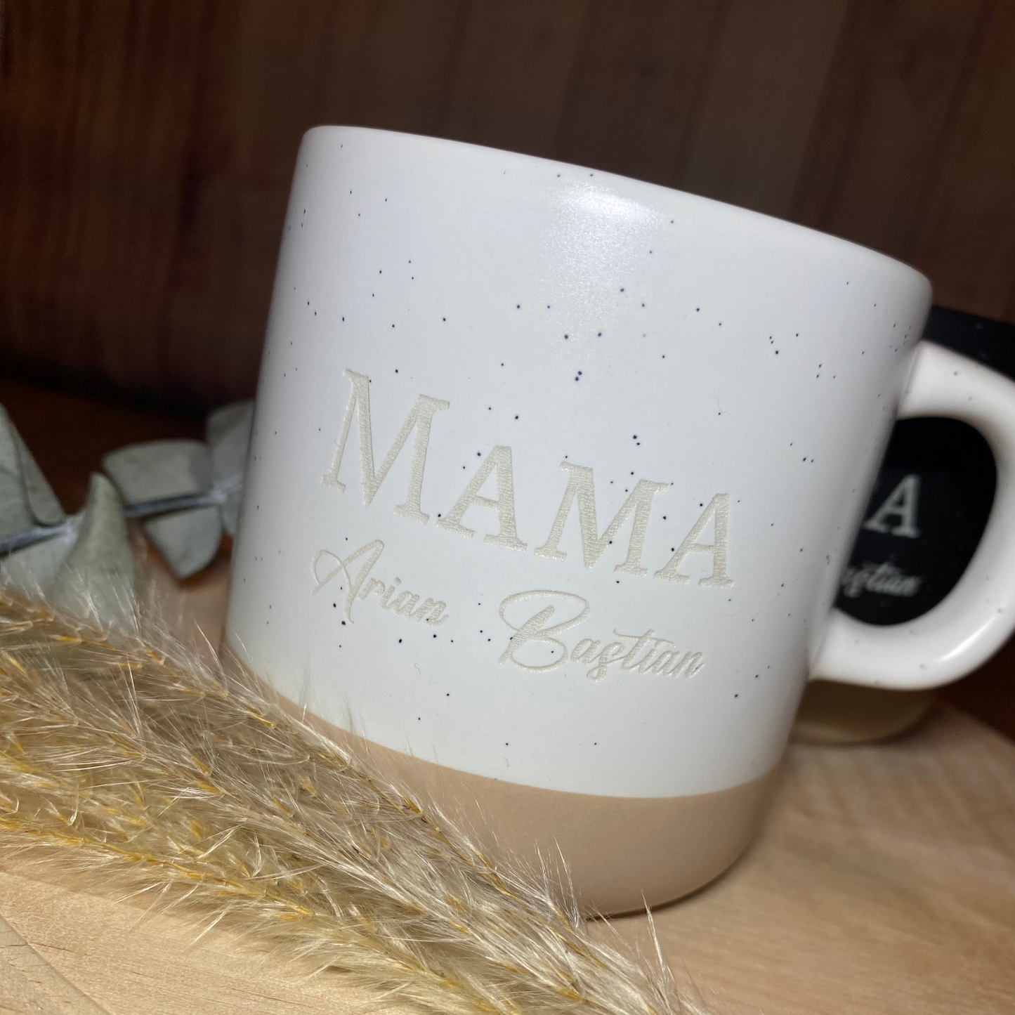 Keramiktasse mit Gravur für Mama