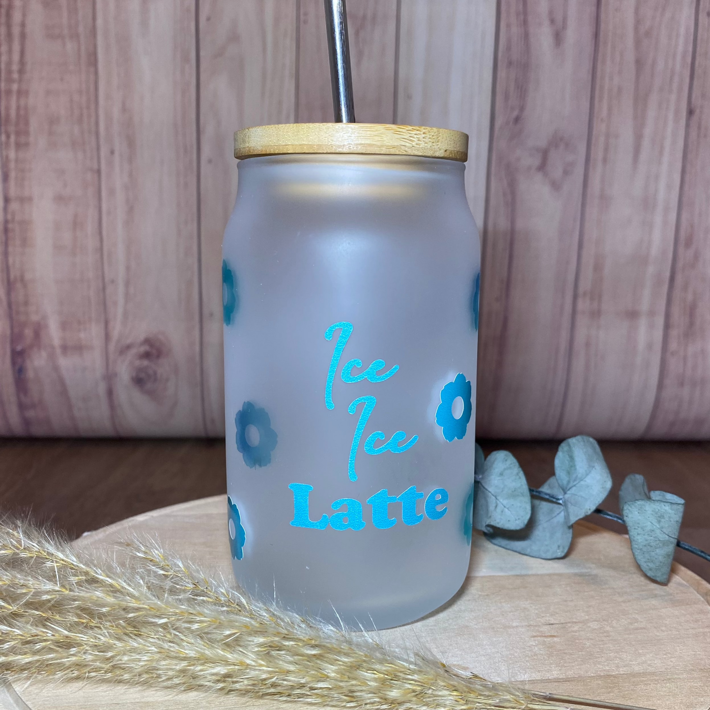 "Ice Ice Latte" Glas mit Farbverlauf bei eisgekühlten Getränken. Inkl. Bambusdeckel und Strohhalm