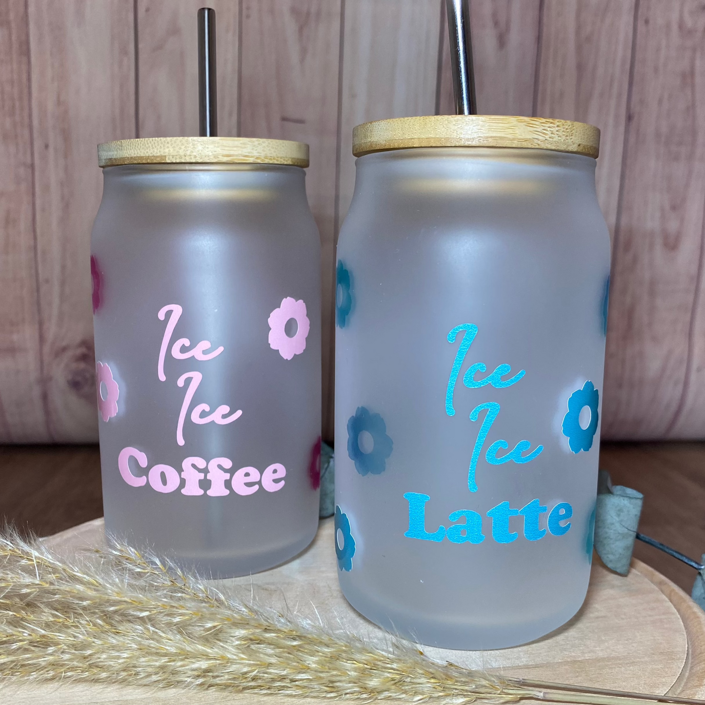 "Ice Ice Coffee" Glas mit Farbverlauf bei eisgekühlten Getränken. Inkl. Bambusdeckel und Strohhalm