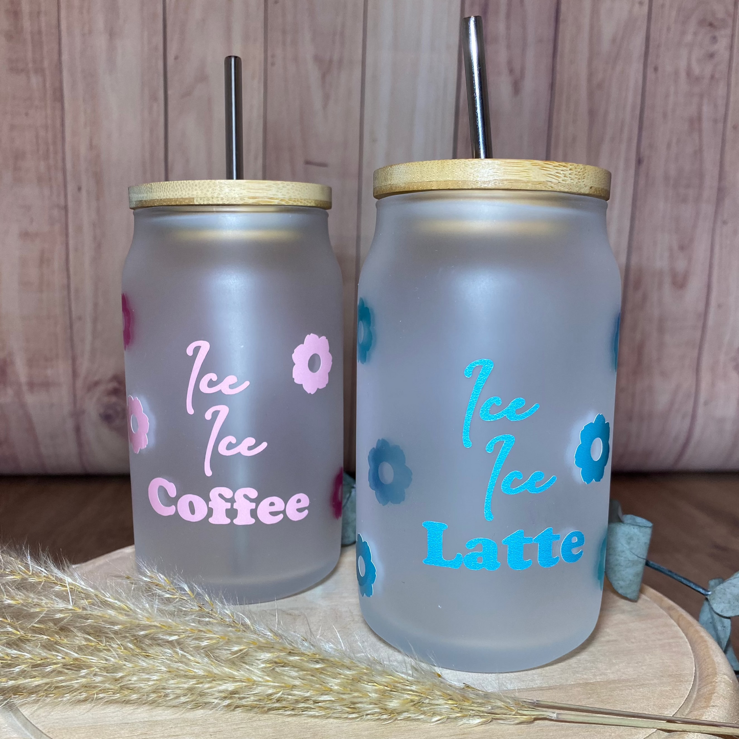 "Ice Ice Coffee" Glas mit Farbverlauf bei eisgekühlten Getränken. Inkl. Bambusdeckel und Strohhalm