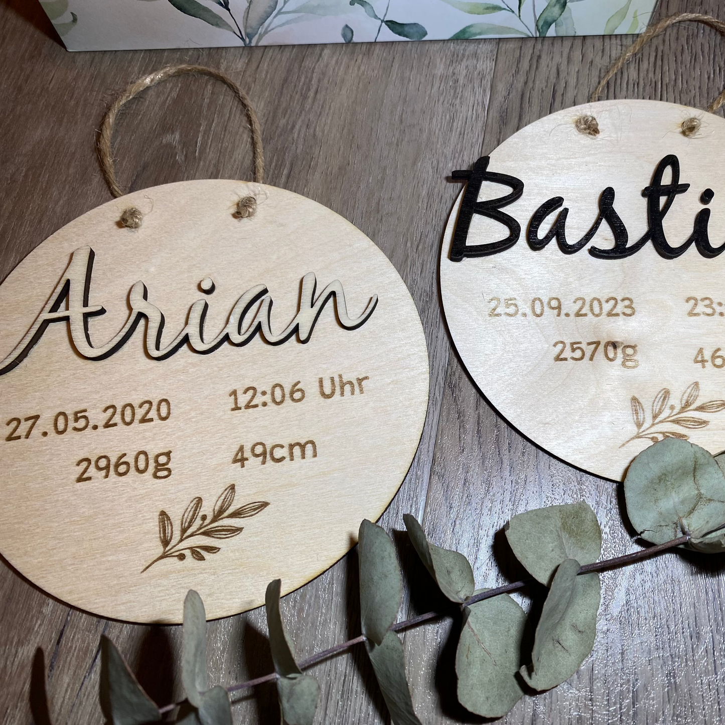 Geburtstafel aus Holz als Geschenk zur Geburt