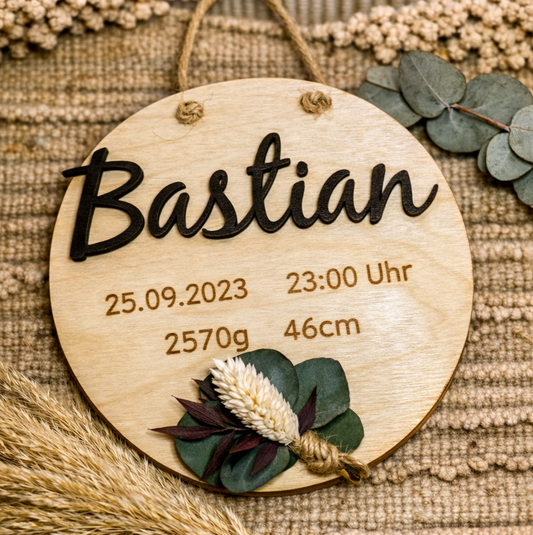 Geburtstafel mit Trockenblumen aus Holz