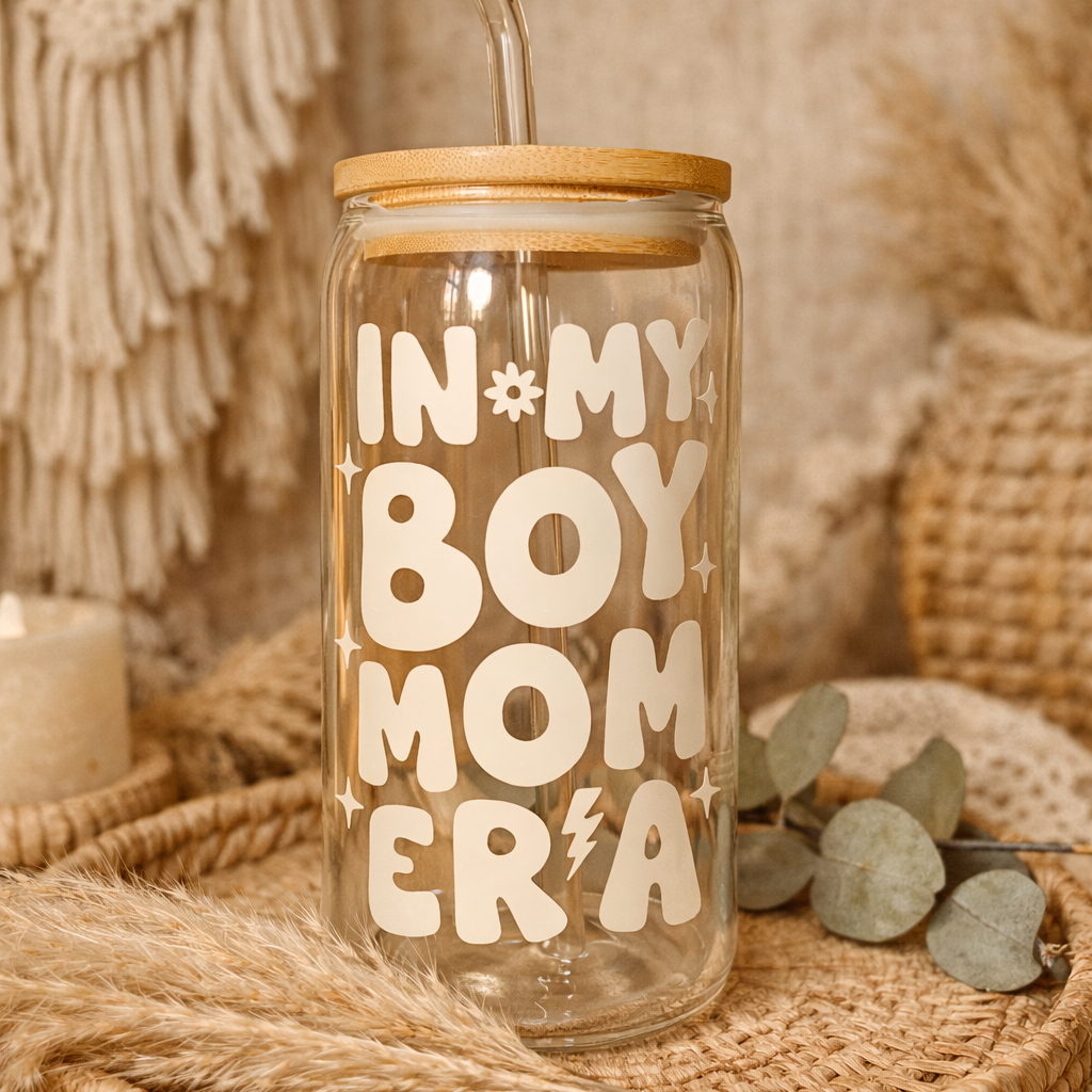 Aufkleber „IN MY BOY MOM ERA“ für Trinkgläser