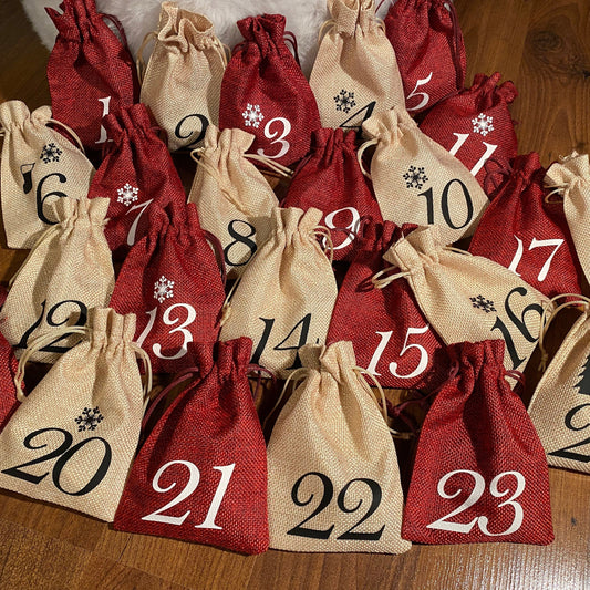 Adventskalender zum selber Befüllen in Rot/Creme