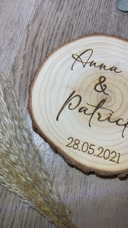 Personalisierte Holzscheibe zur Hochzeit